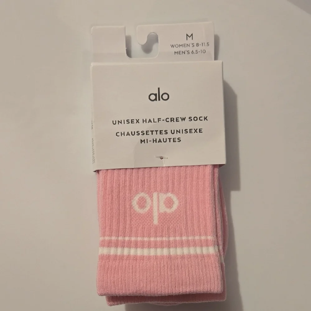 ALO Yoga Light Pink Unisex Half-Crew Socks - Picture 1 of 3